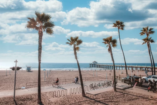 Discovering Manhattan Beach, CA: A Guide to the City's Weather and Vibrant Atmosphere